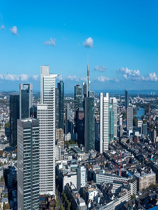 Frankfurter Skyline von oben fotografiert
