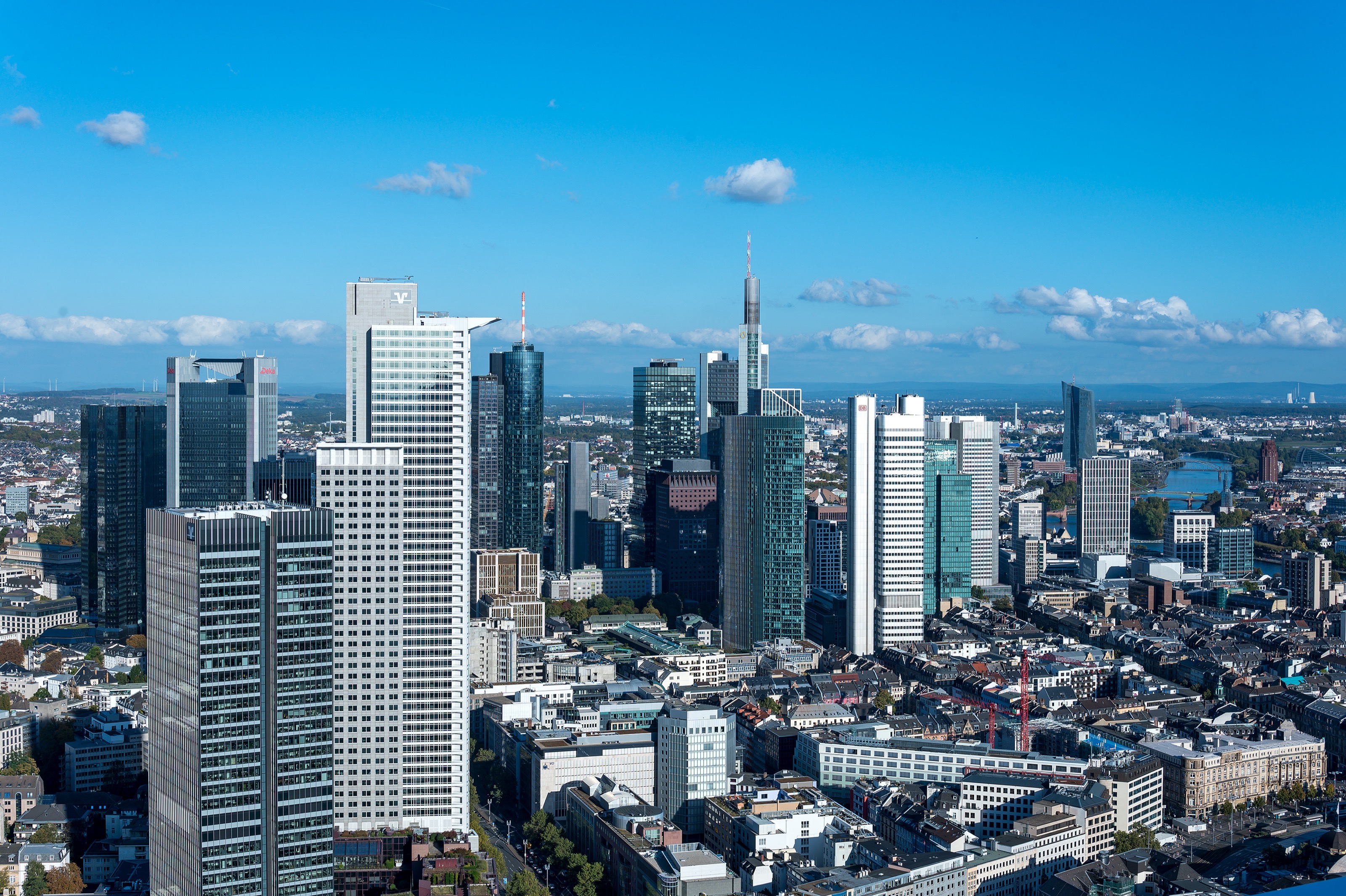 Frankfurter Skyline von oben fotografiert
